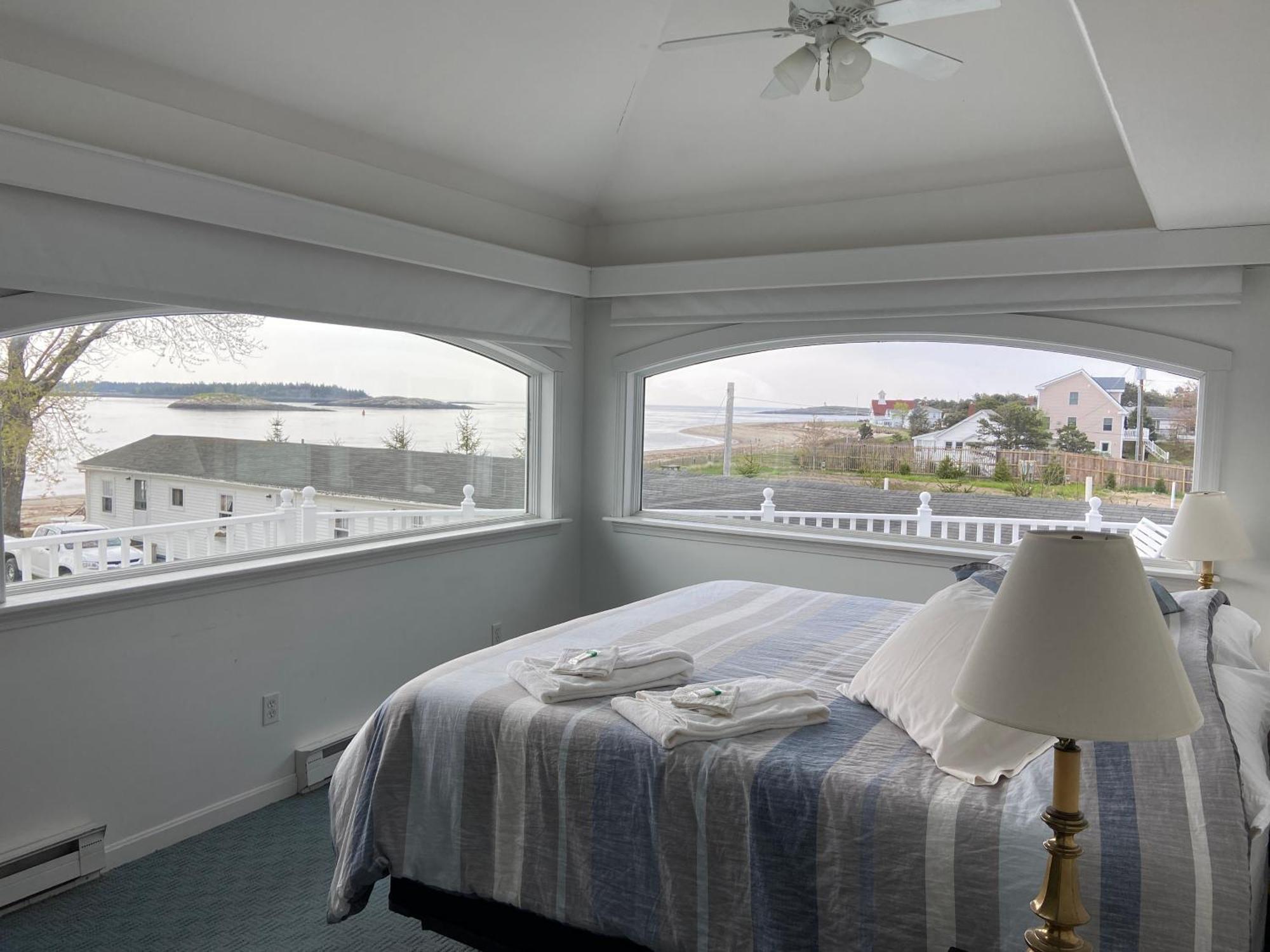 Spinneys Guesthouse & Beach Cottages Phippsburg Экстерьер фото